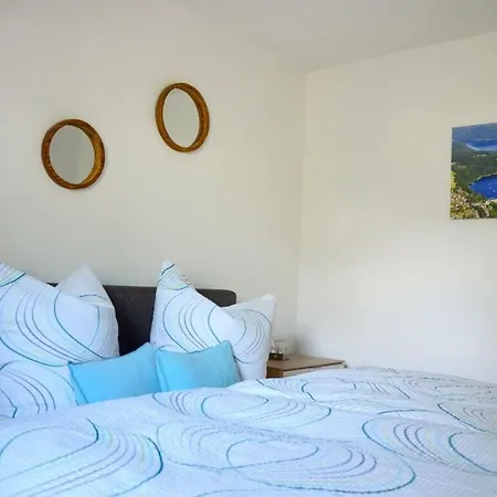 Tassius Comfortable Nyaraló